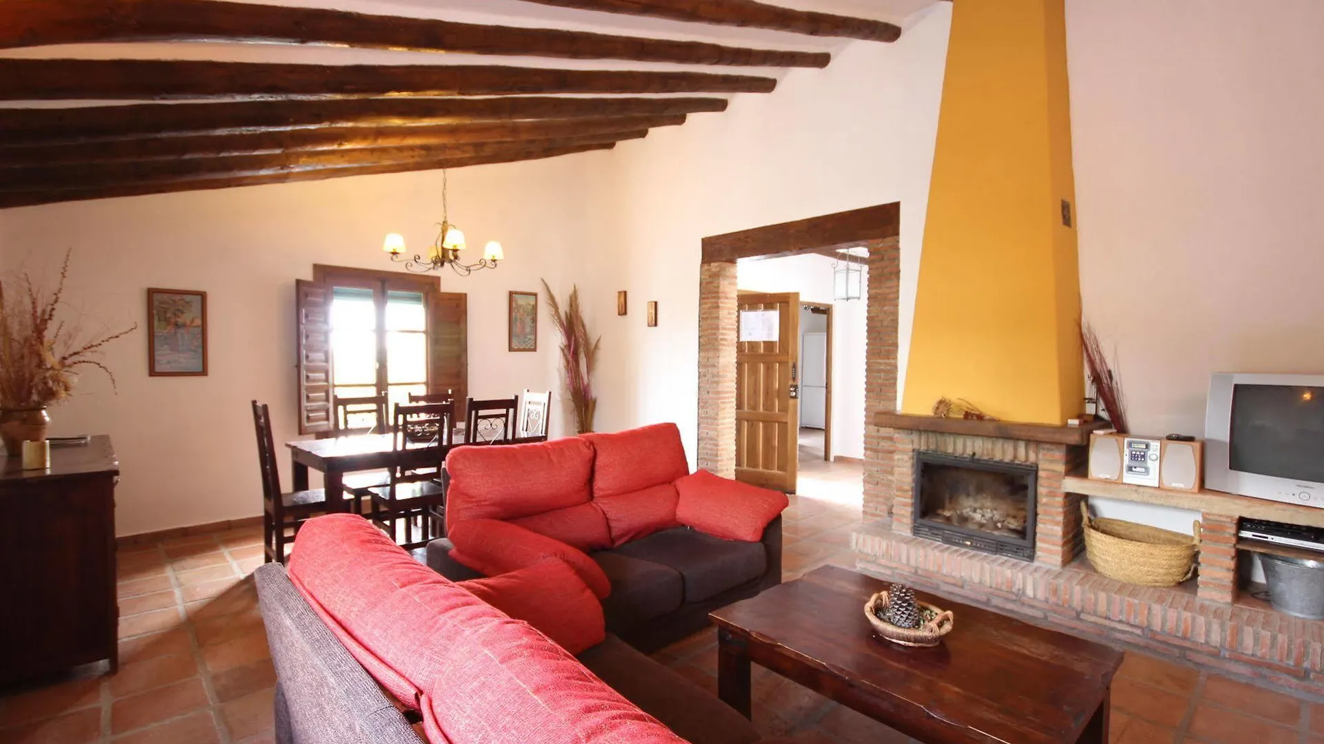 Country house Casas De Cantoblanco Guest House Vinuela Spain