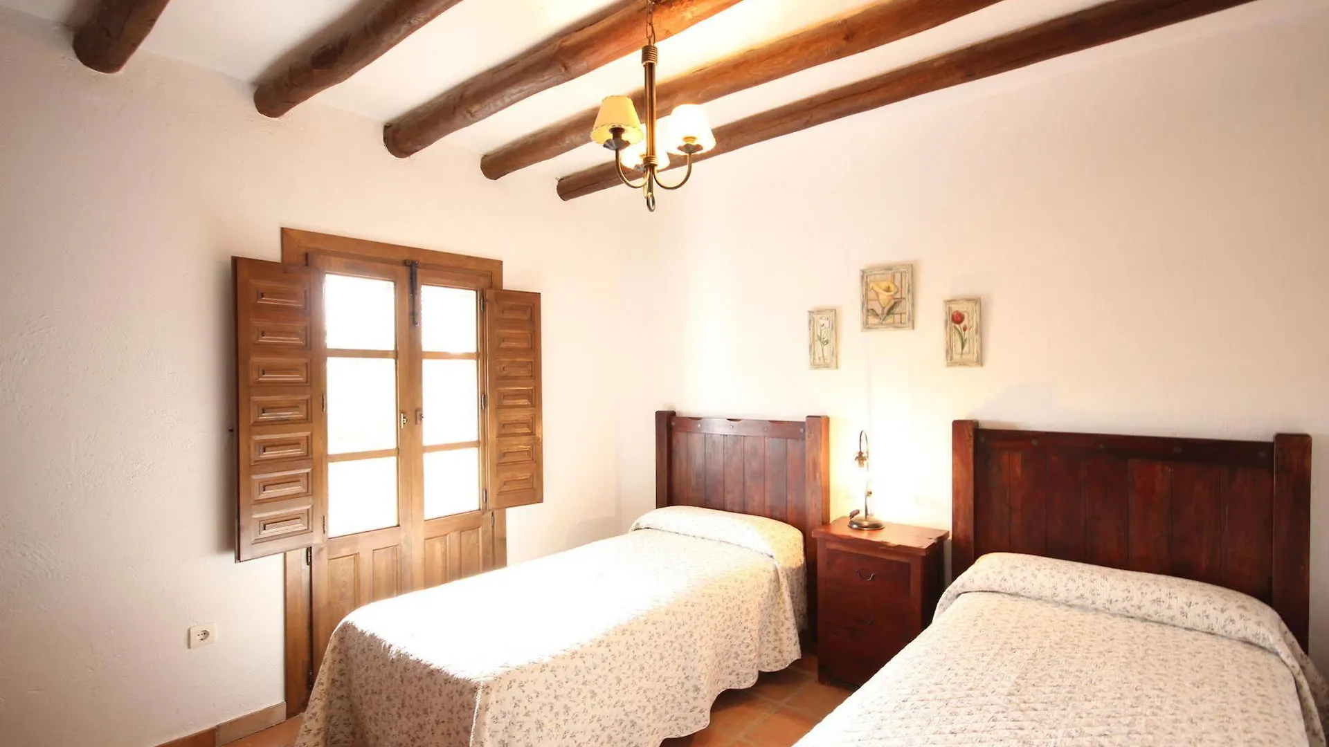 Casas De Cantoblanco Guest House Vinuela Country house