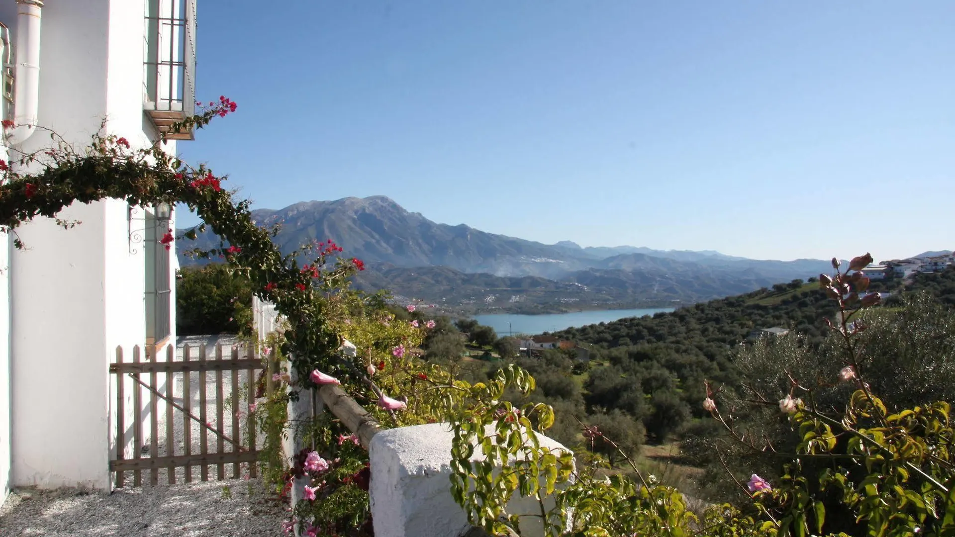 Casas De Cantoblanco Guest House Vinuela 0*,  Spain